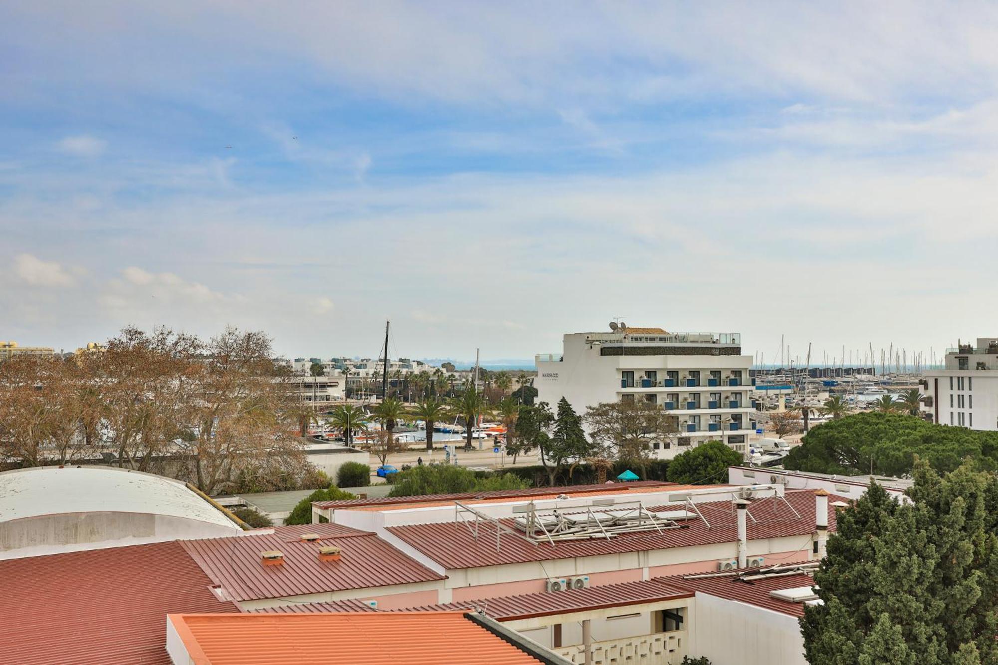 Apartamentos Mira Rio Lagos Eksteriør bilde
