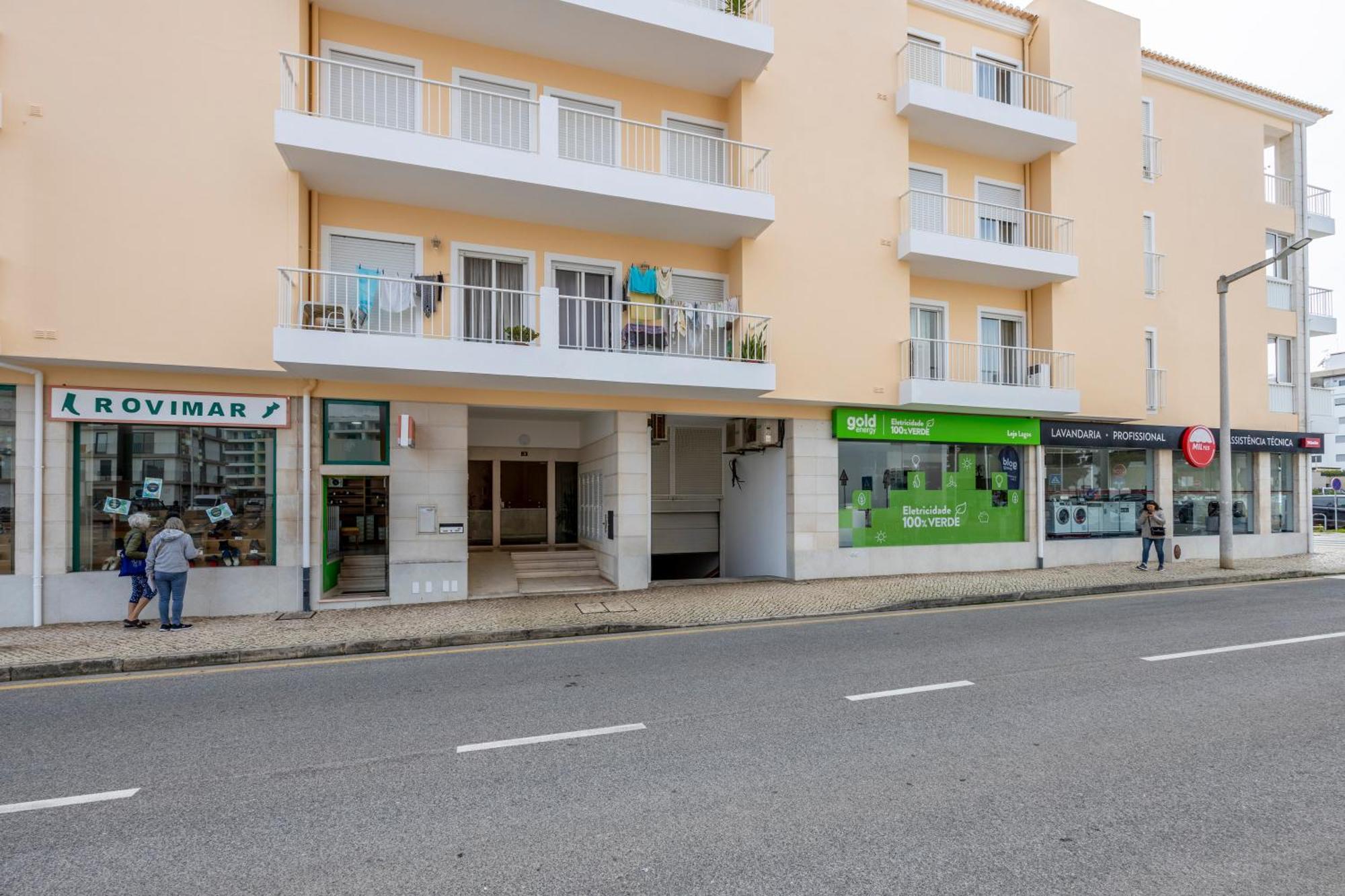 Apartamentos Mira Rio Lagos Eksteriør bilde
