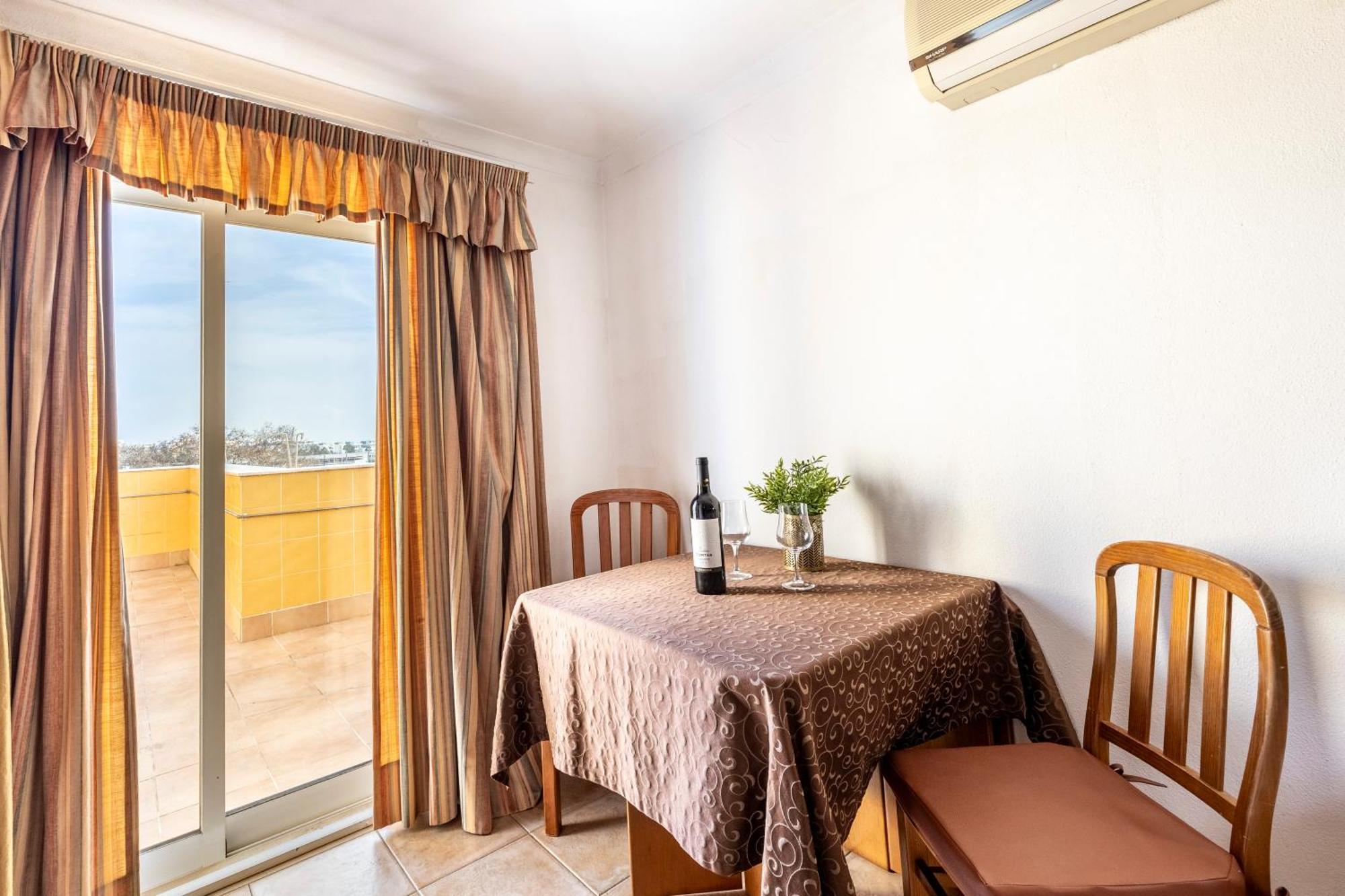 Apartamentos Mira Rio Lagos Eksteriør bilde