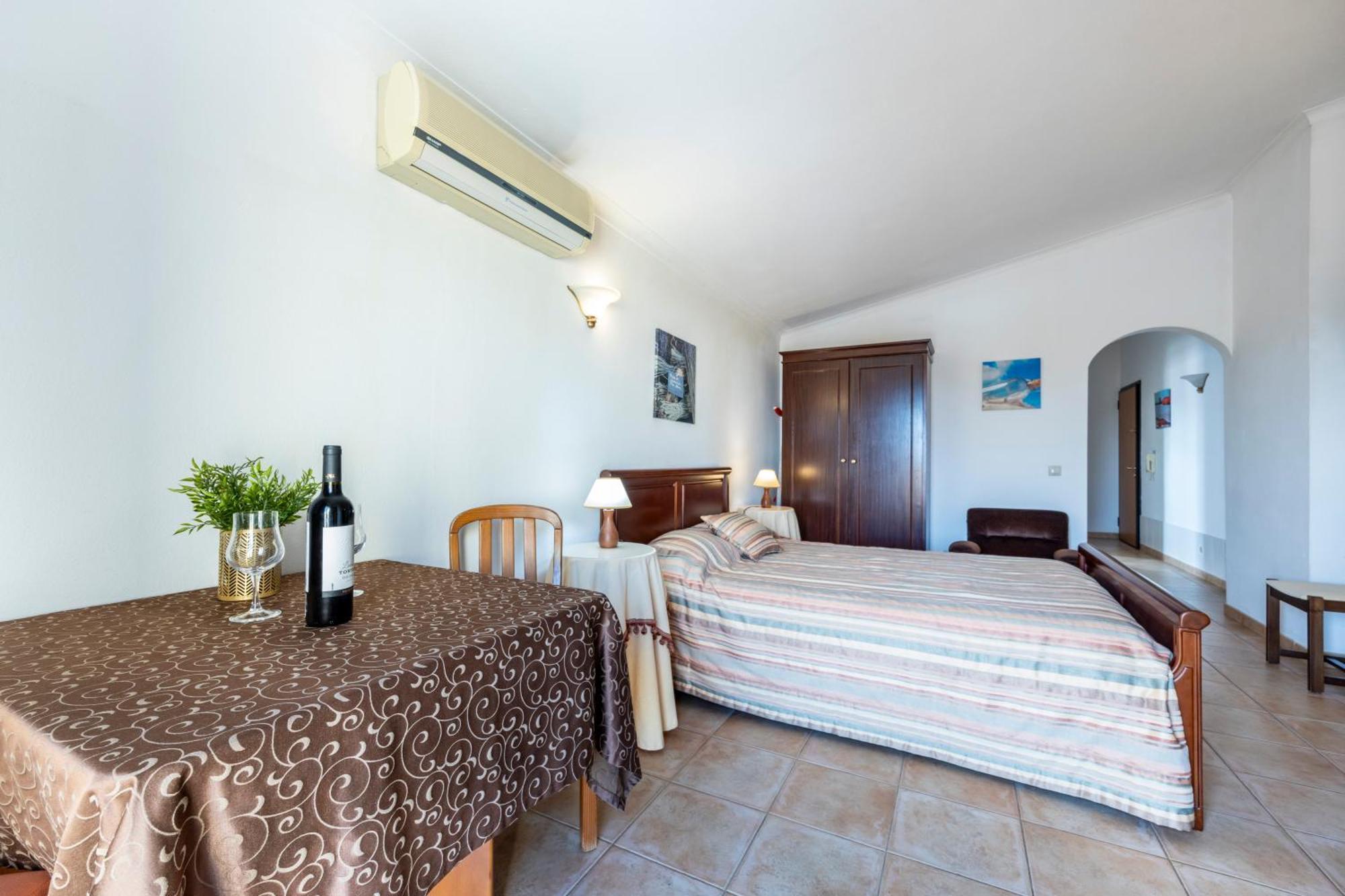 Apartamentos Mira Rio Lagos Eksteriør bilde