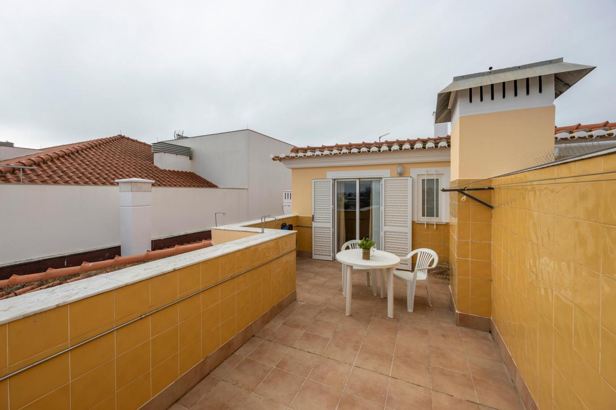 Apartamentos Mira Rio Lagos Eksteriør bilde