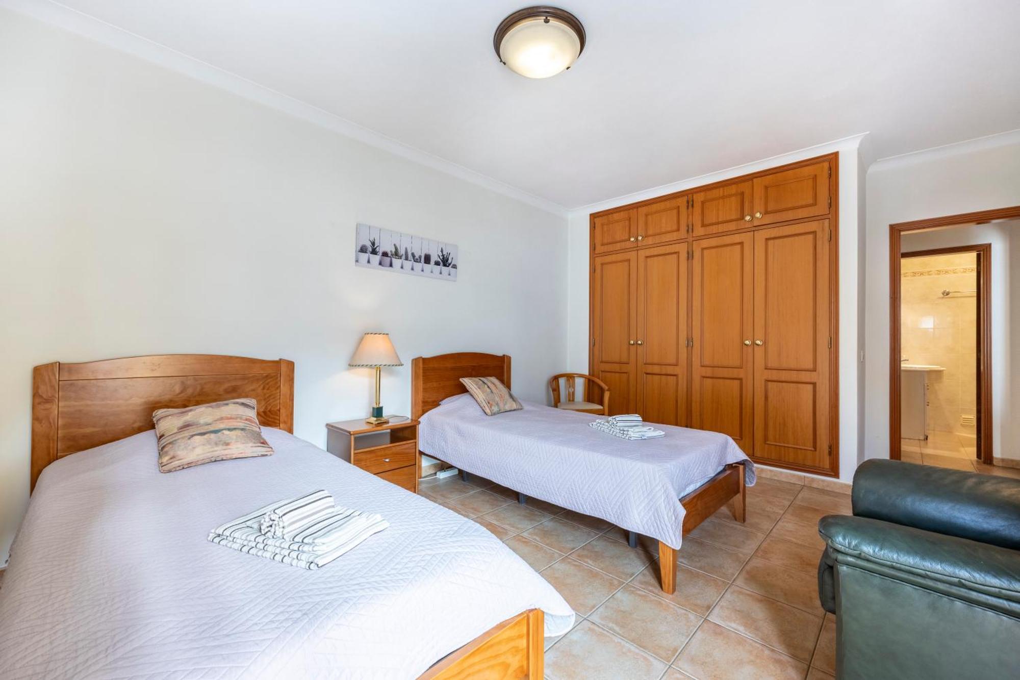 Apartamentos Mira Rio Lagos Eksteriør bilde